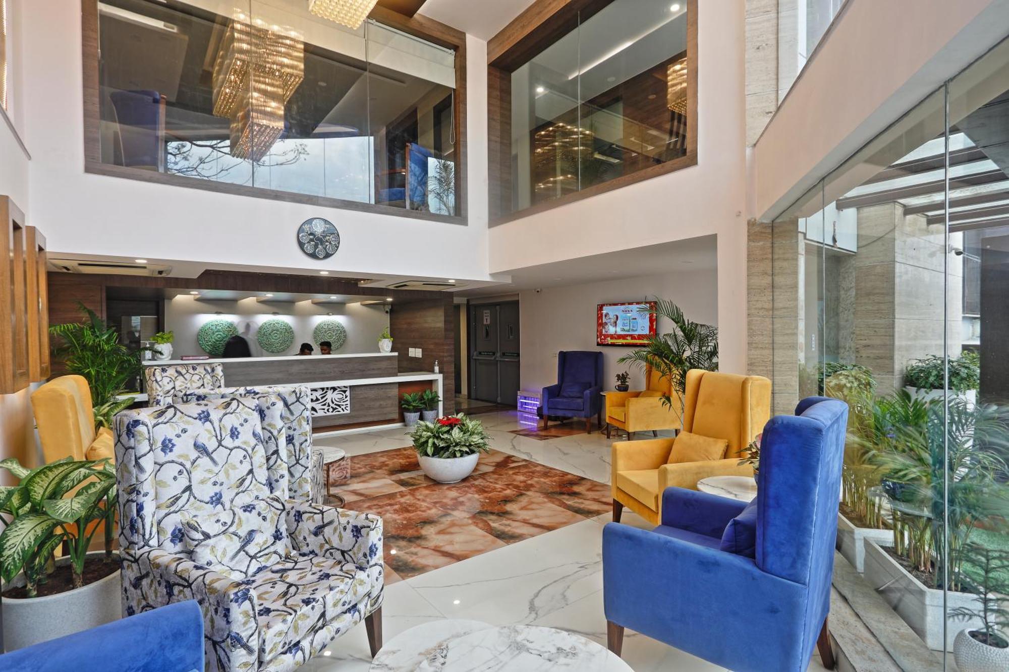 Hotel Oxmo Delhi Airport With Free Airport Transsfer Ню Делхи Екстериор снимка