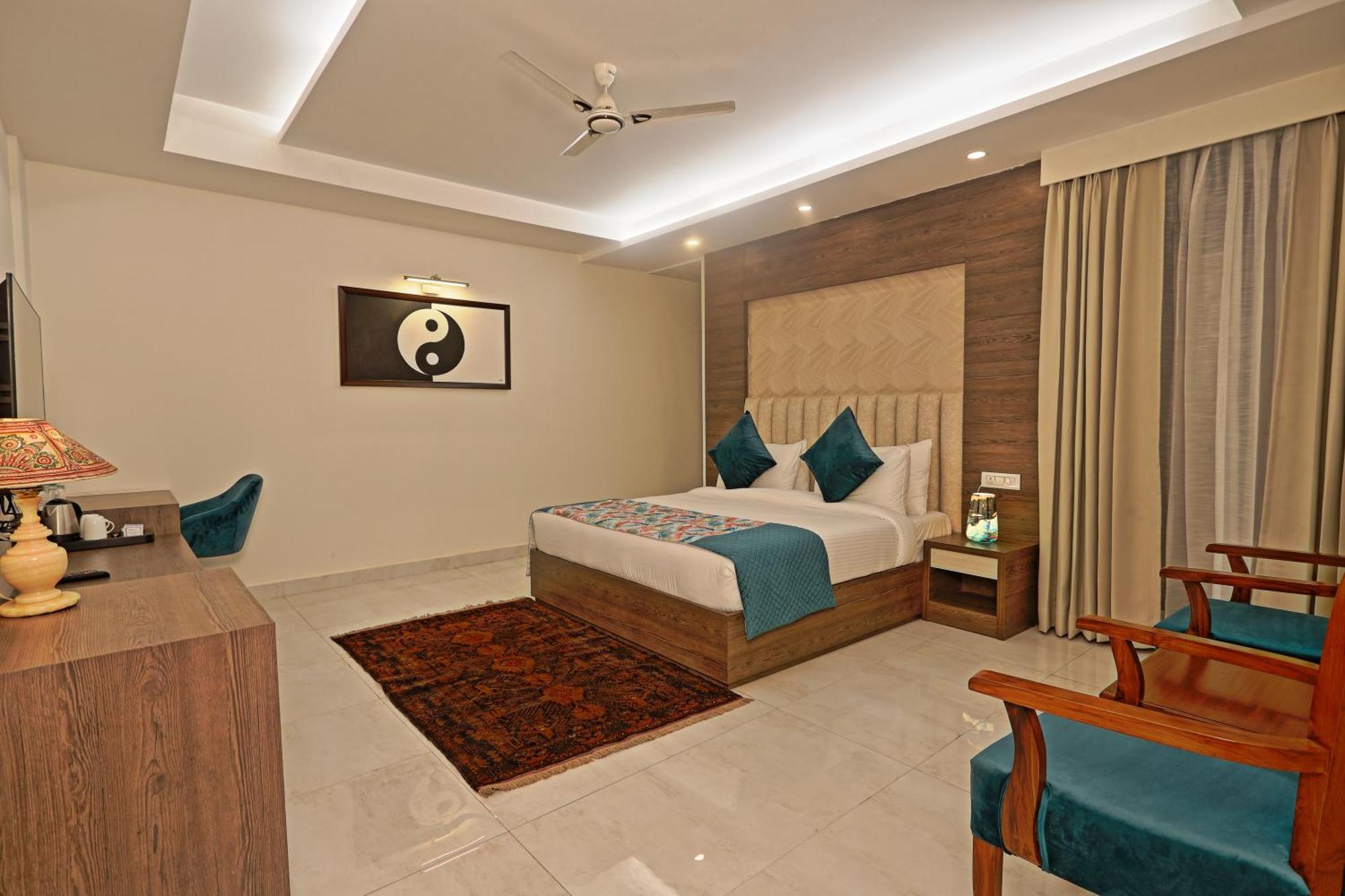 Hotel Oxmo Delhi Airport With Free Airport Transsfer Ню Делхи Екстериор снимка