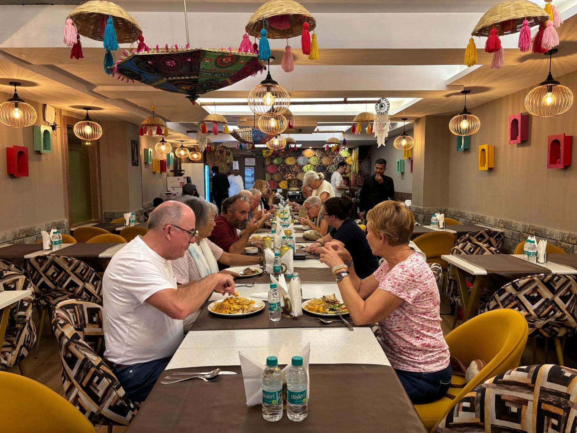 Hotel Oxmo Delhi Airport With Free Airport Transsfer Ню Делхи Екстериор снимка