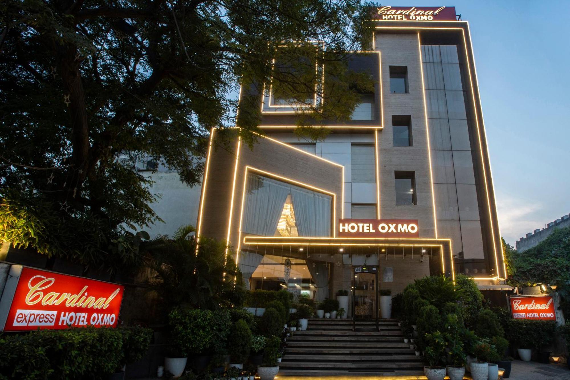 Hotel Oxmo Delhi Airport With Free Airport Transsfer Ню Делхи Екстериор снимка