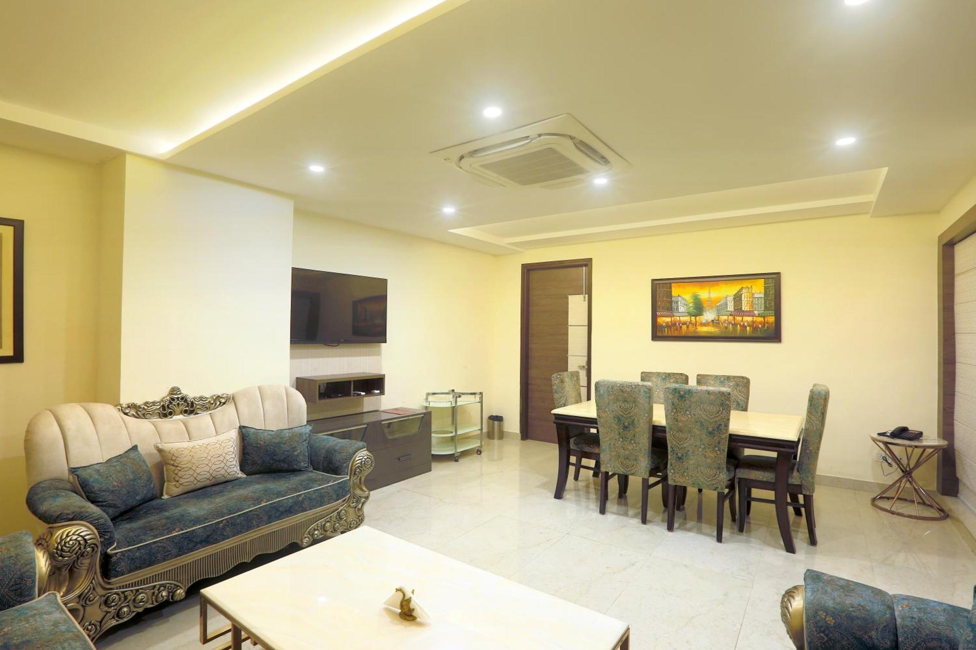Hotel Oxmo Delhi Airport With Free Airport Transsfer Ню Делхи Екстериор снимка