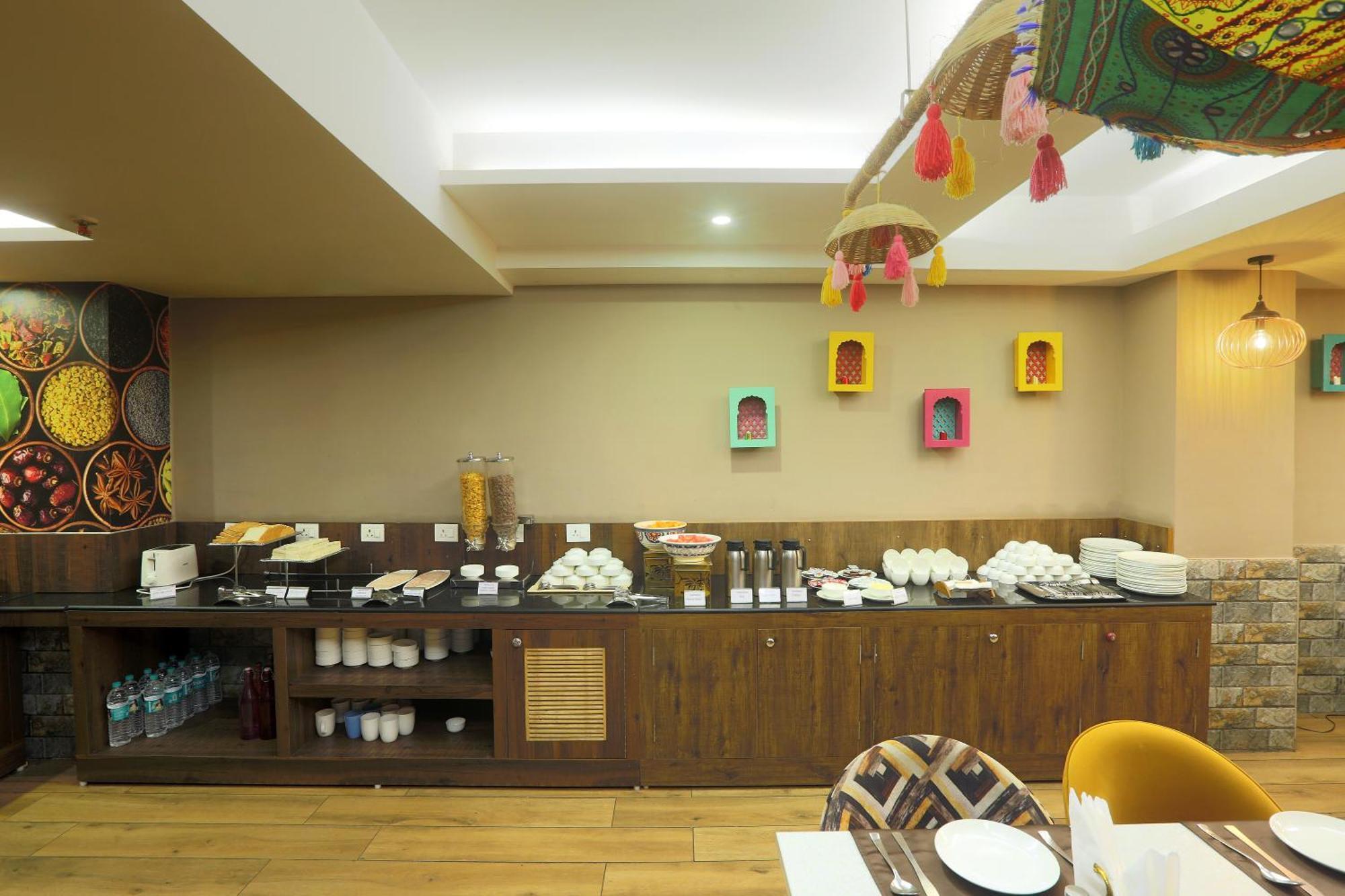 Hotel Oxmo Delhi Airport With Free Airport Transsfer Ню Делхи Екстериор снимка