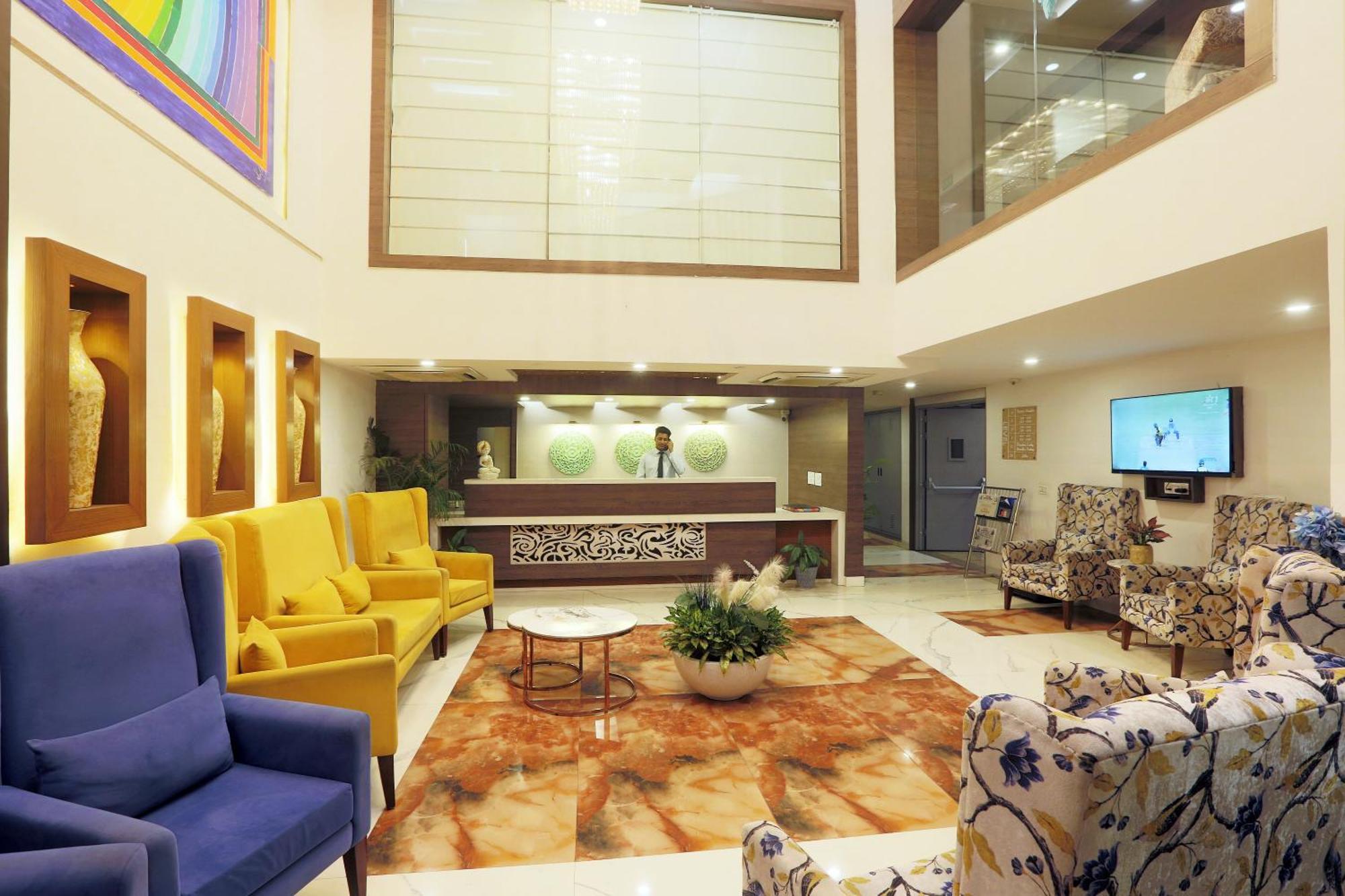 Hotel Oxmo Delhi Airport With Free Airport Transsfer Ню Делхи Екстериор снимка