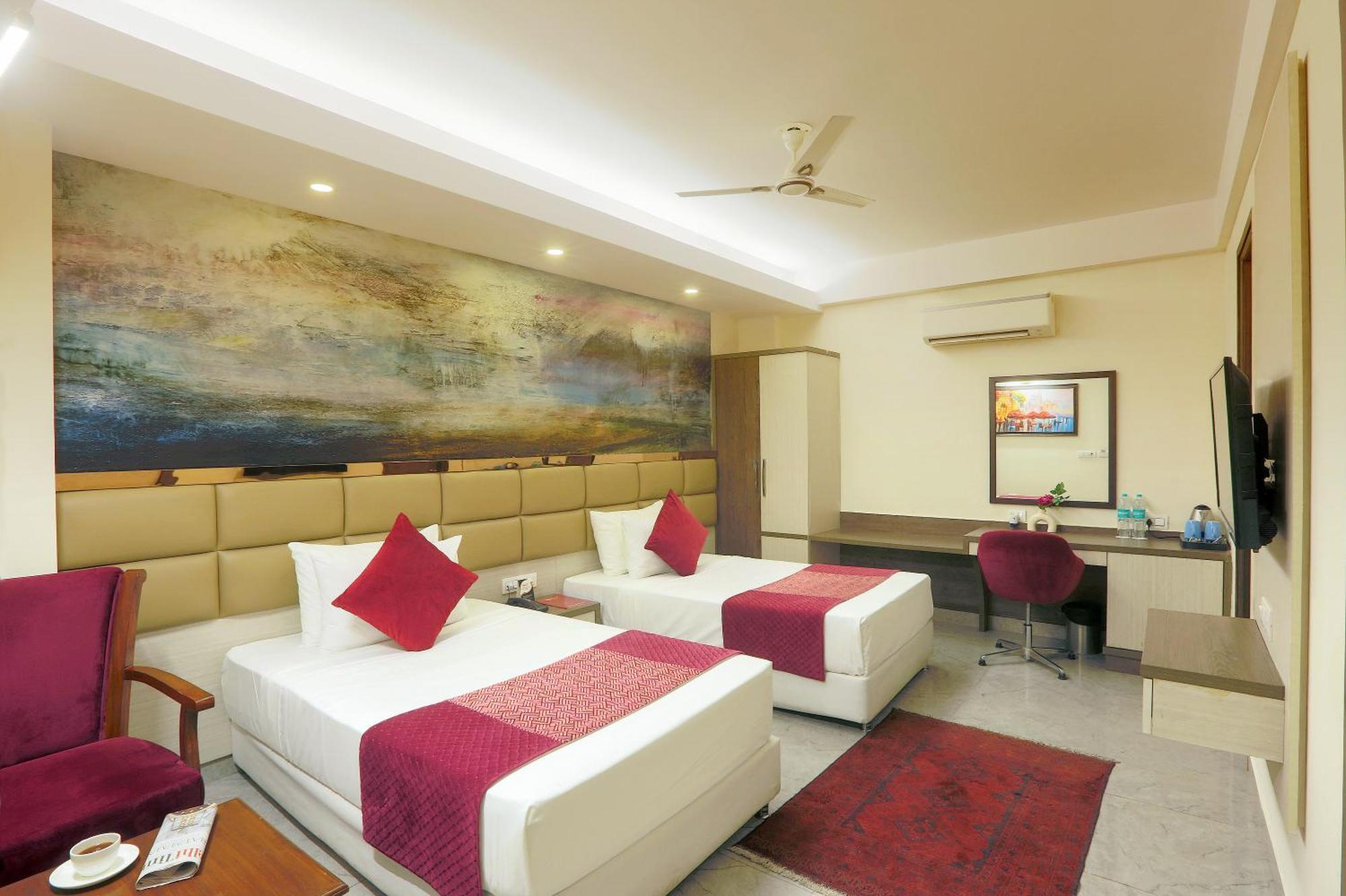 Hotel Oxmo Delhi Airport With Free Airport Transsfer Ню Делхи Екстериор снимка