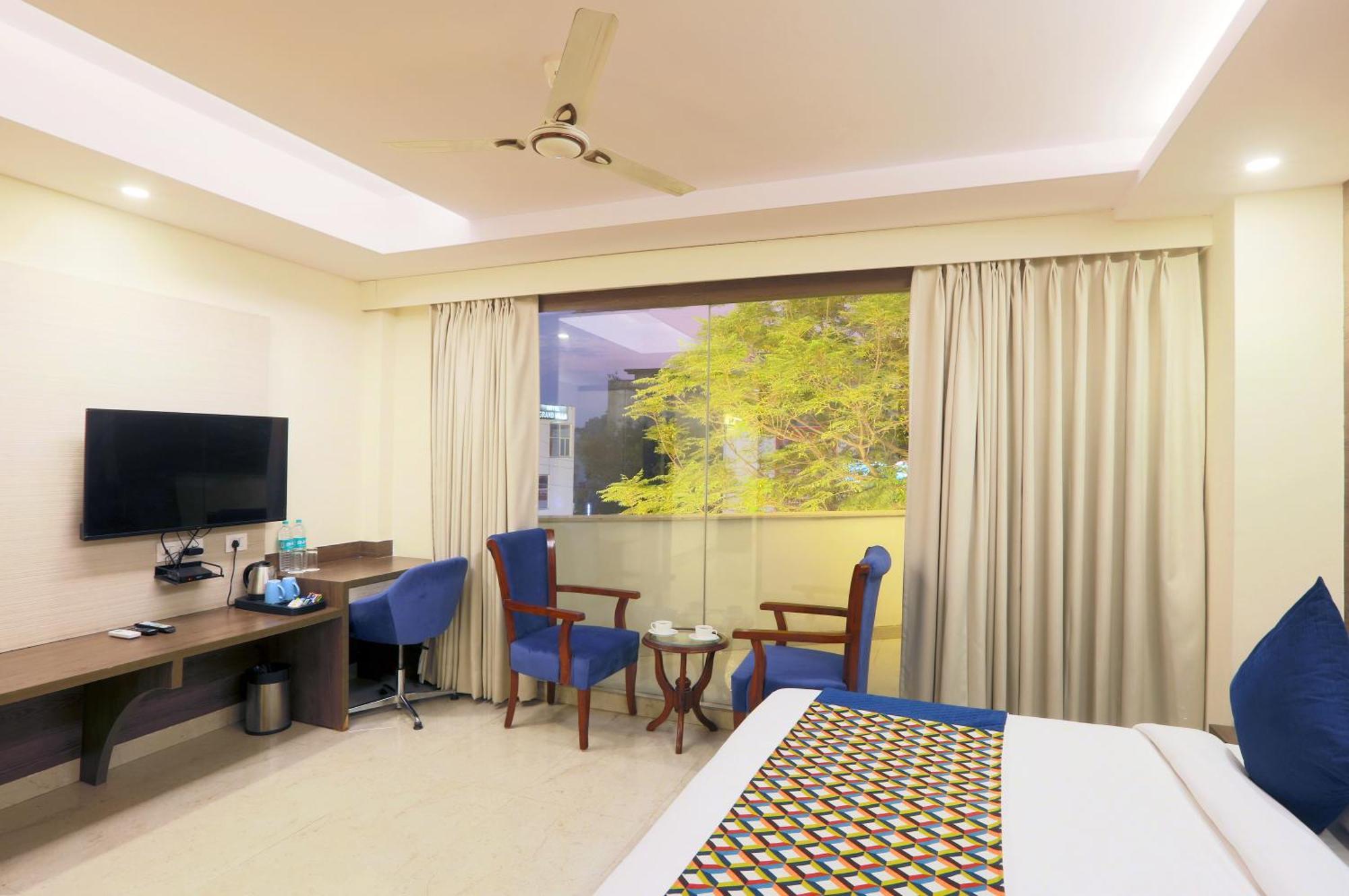 Hotel Oxmo Delhi Airport With Free Airport Transsfer Ню Делхи Екстериор снимка